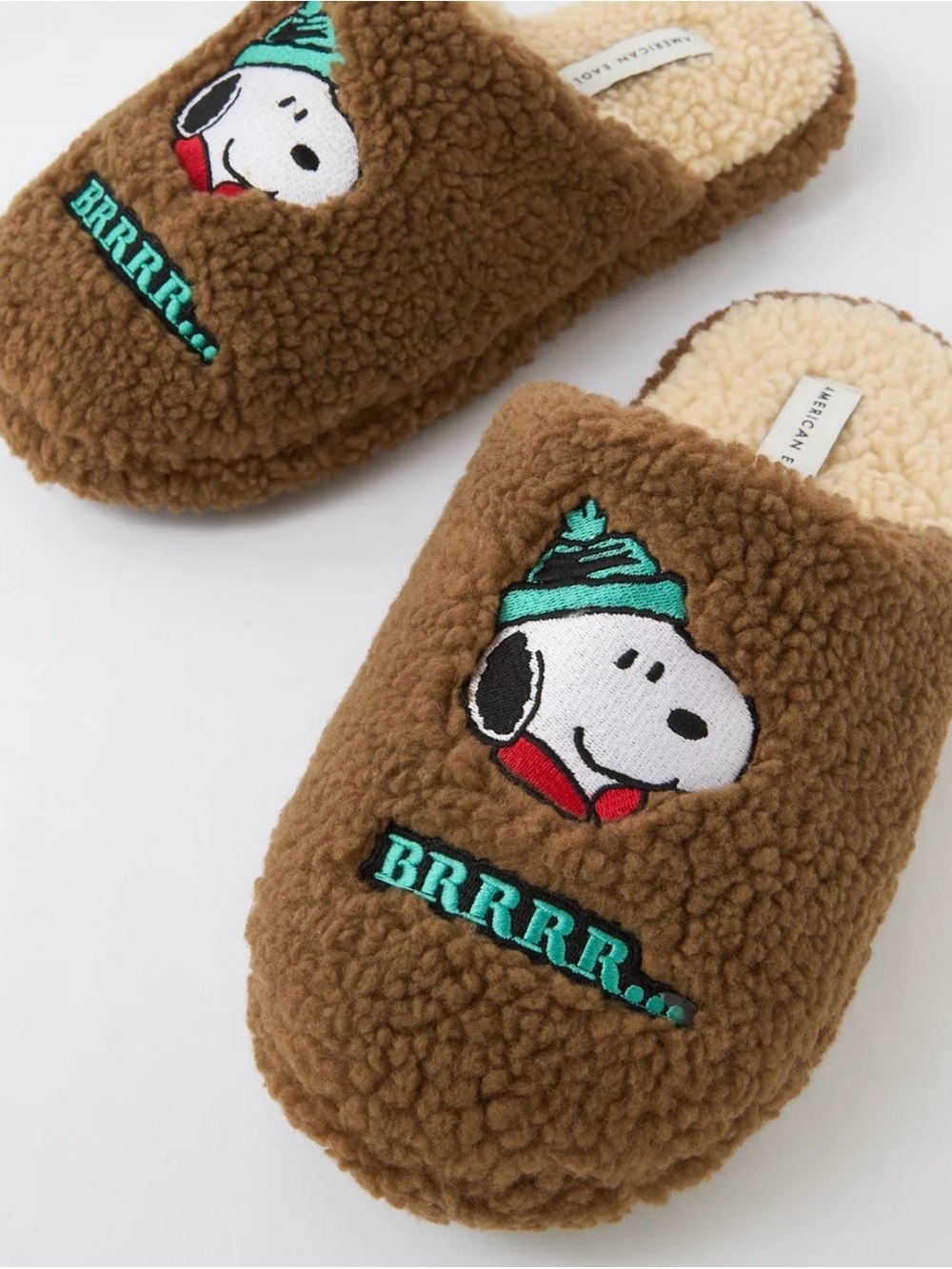 American Eagle Unixex Outfitters Brown Sherpa Snoopy Slippers size 11/12